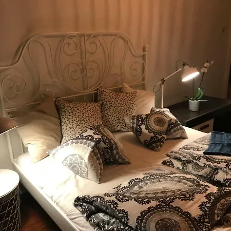 Stare Miasto Dluga 8 Апартаменты *