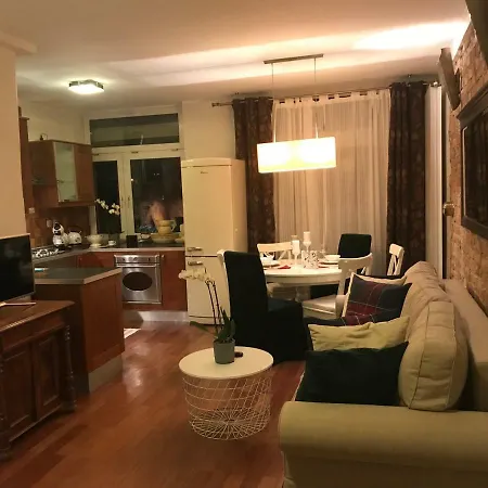 Apartment Stare Miasto Dluga 8 *