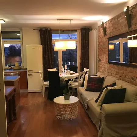 Apartment Stare Miasto Dluga 8 *