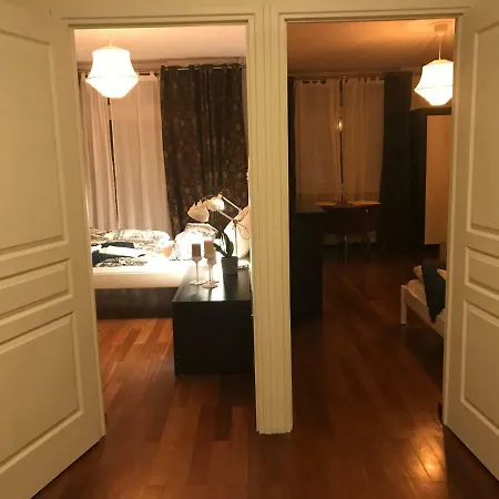 Stare Miasto Dluga 8 * Warschau