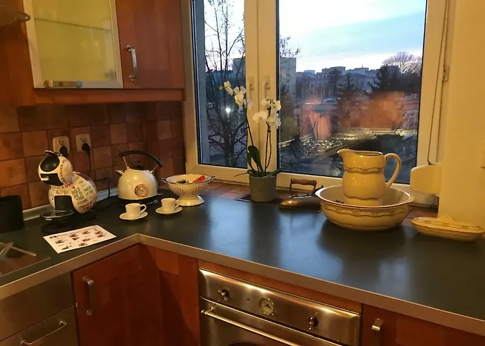 Stare Miasto Dluga 8 *