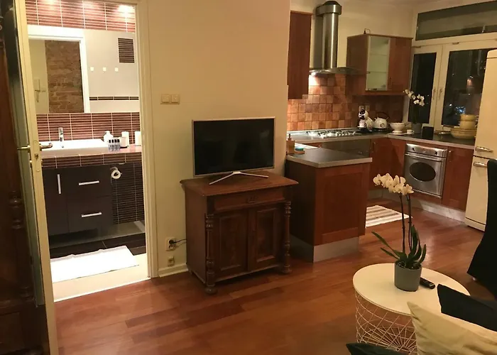 Stare Miasto Dluga 8