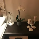 Apartament Stare Miasto Długa 8 *